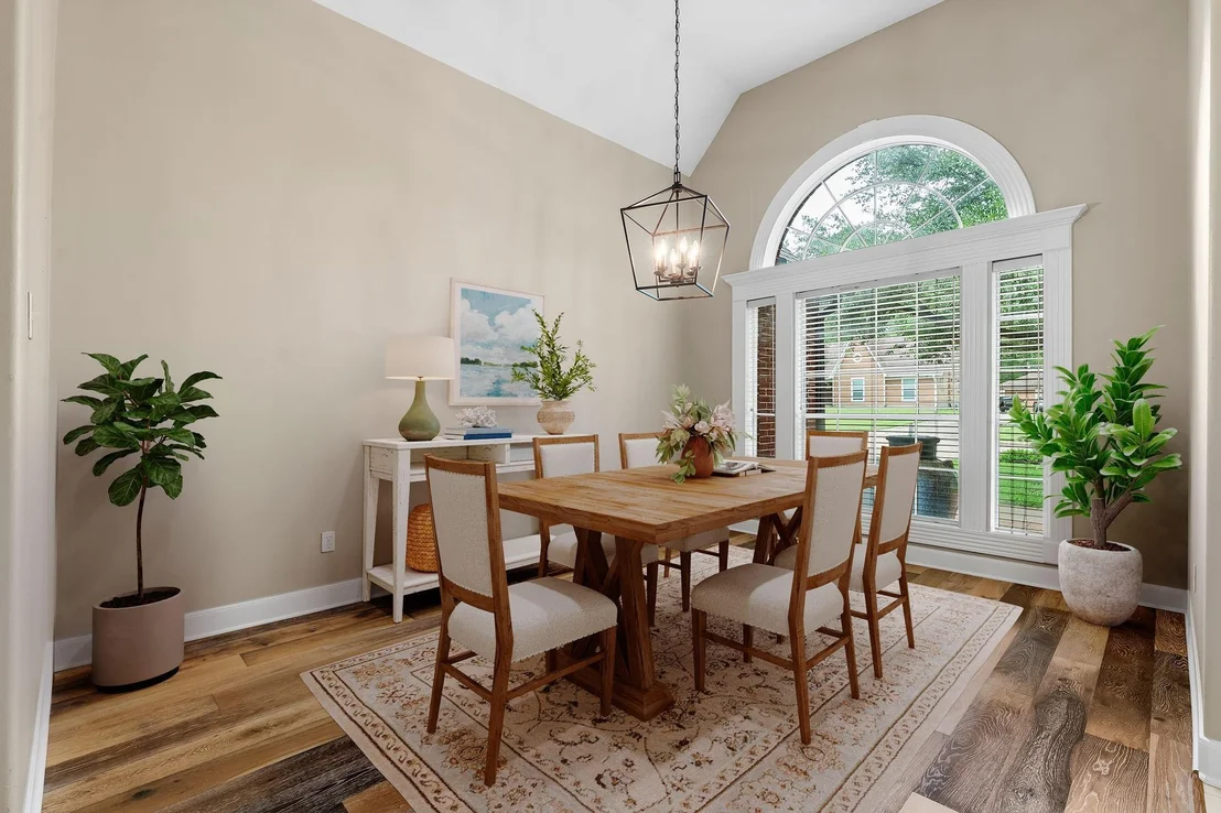 Photo of 117 Lake View Circle