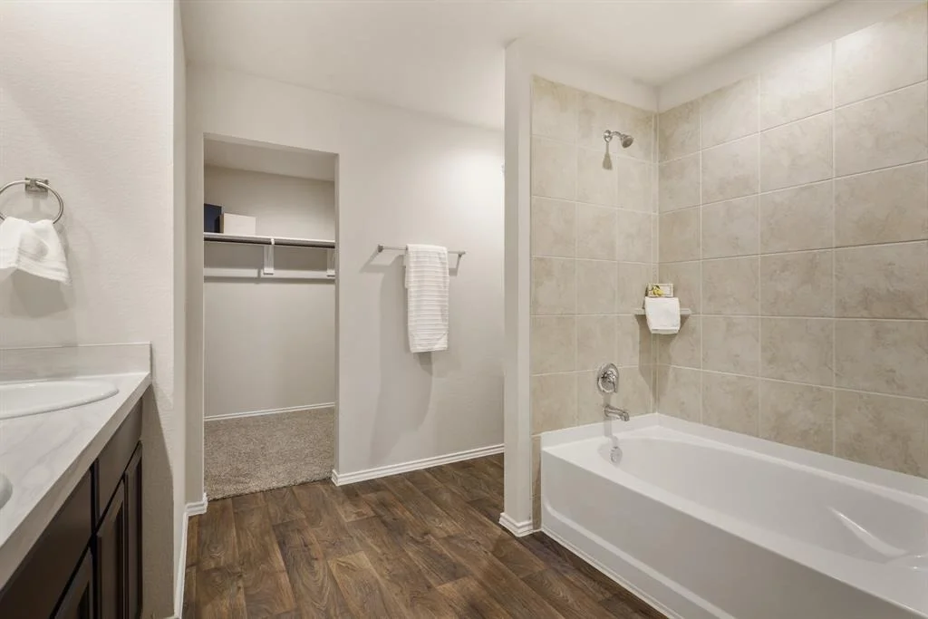 Photo of 2334 Pettingell Way
