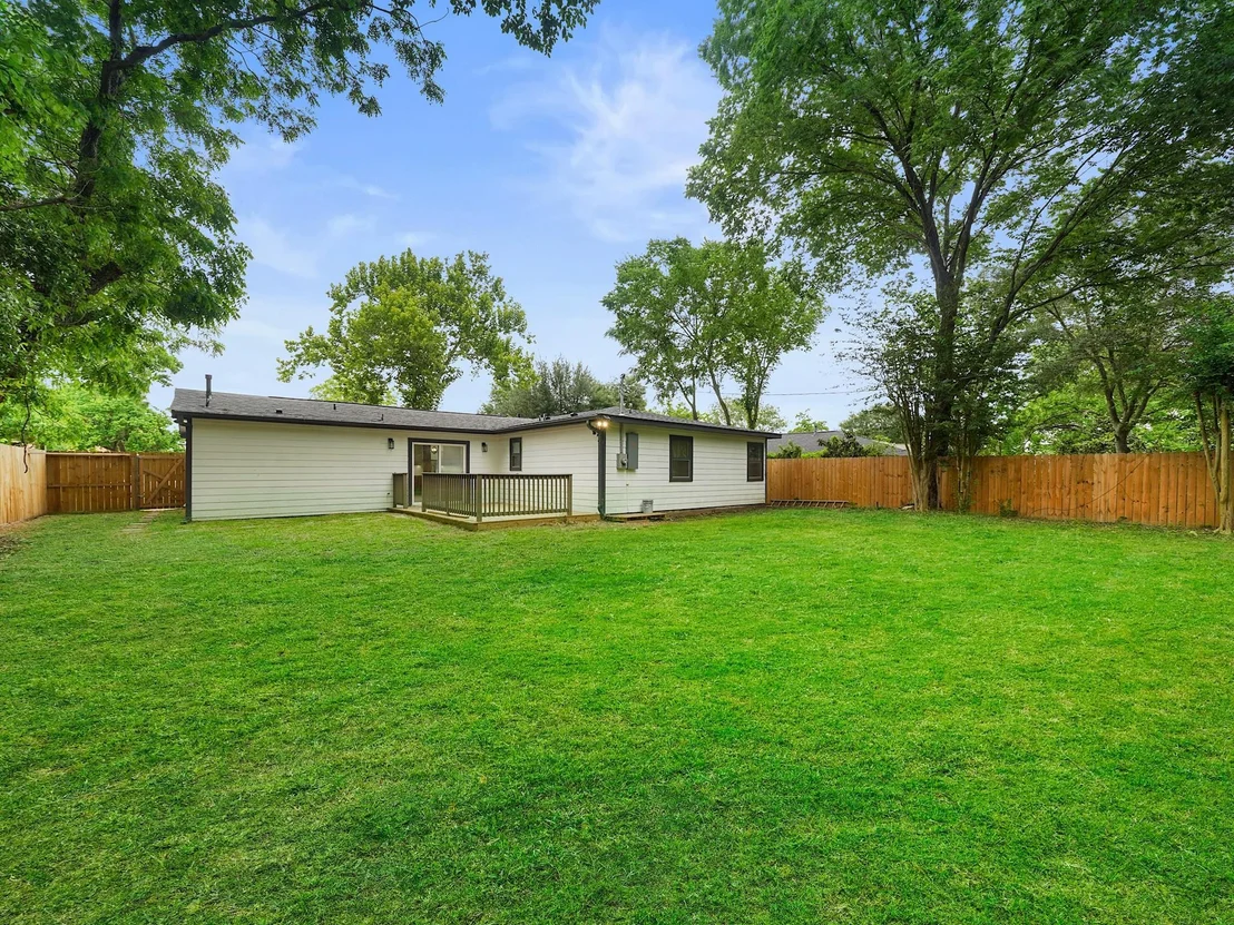 Photo of 5203 Brookmeade Drive