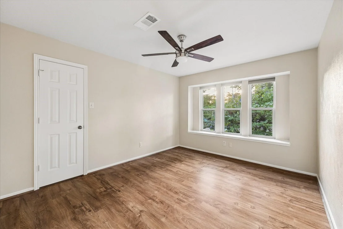 Photo of 44 Dovewood Place