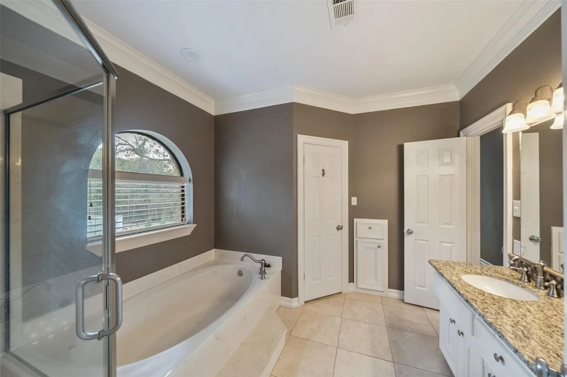 Photo of 6 Highland Hollow Drive