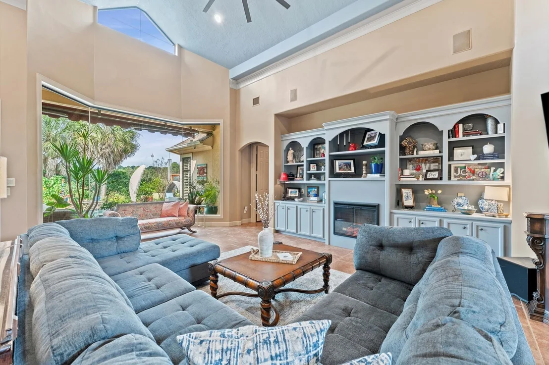 Photo of 9722 Crestwater Circle