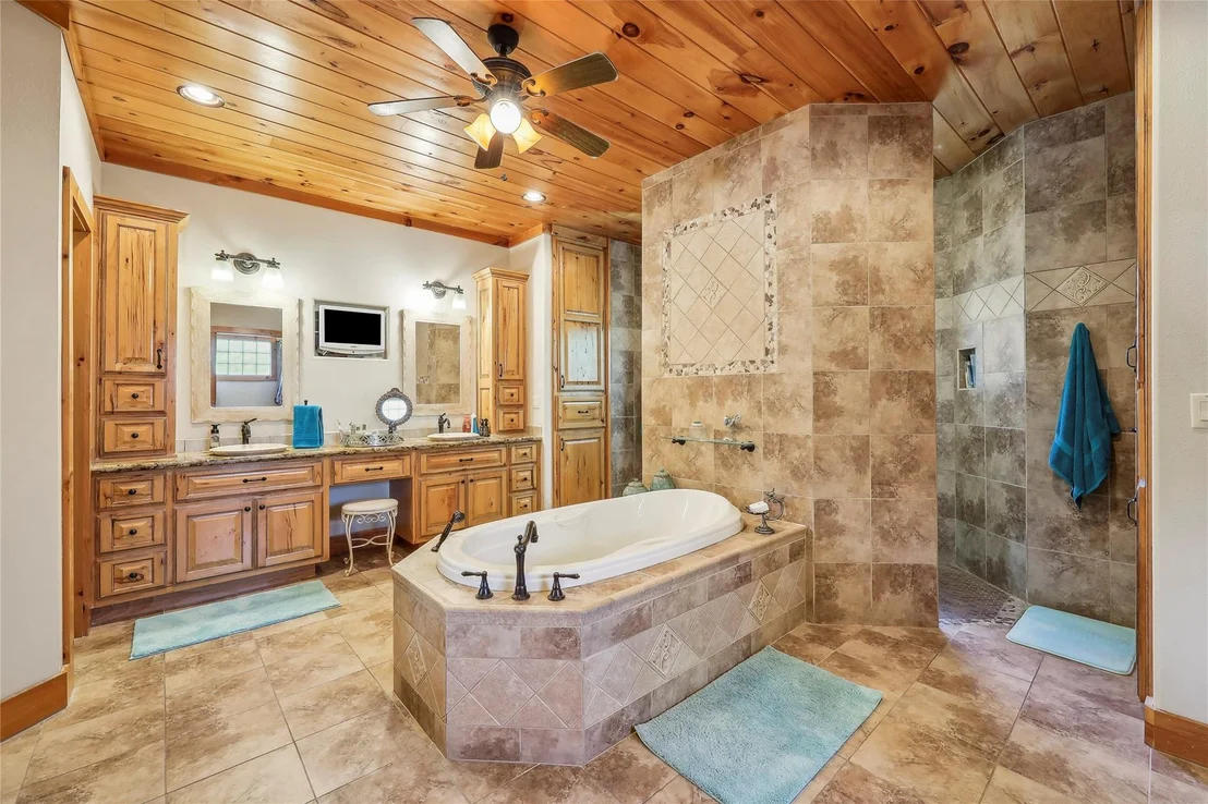 Photo of 225 Mcgregor Drive