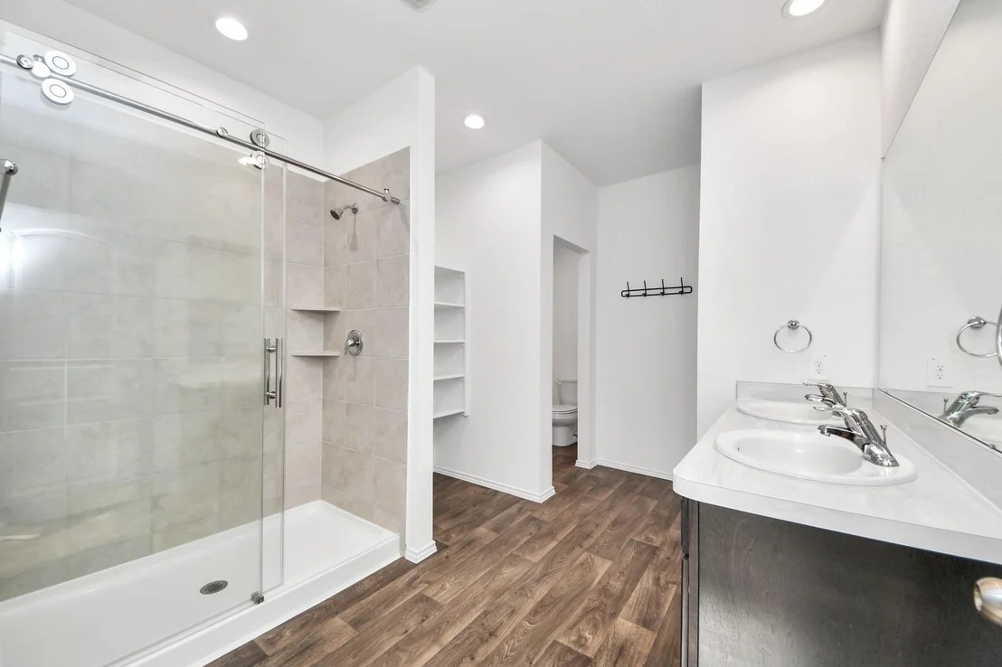 Photo of 5122 Hedgerose Lane