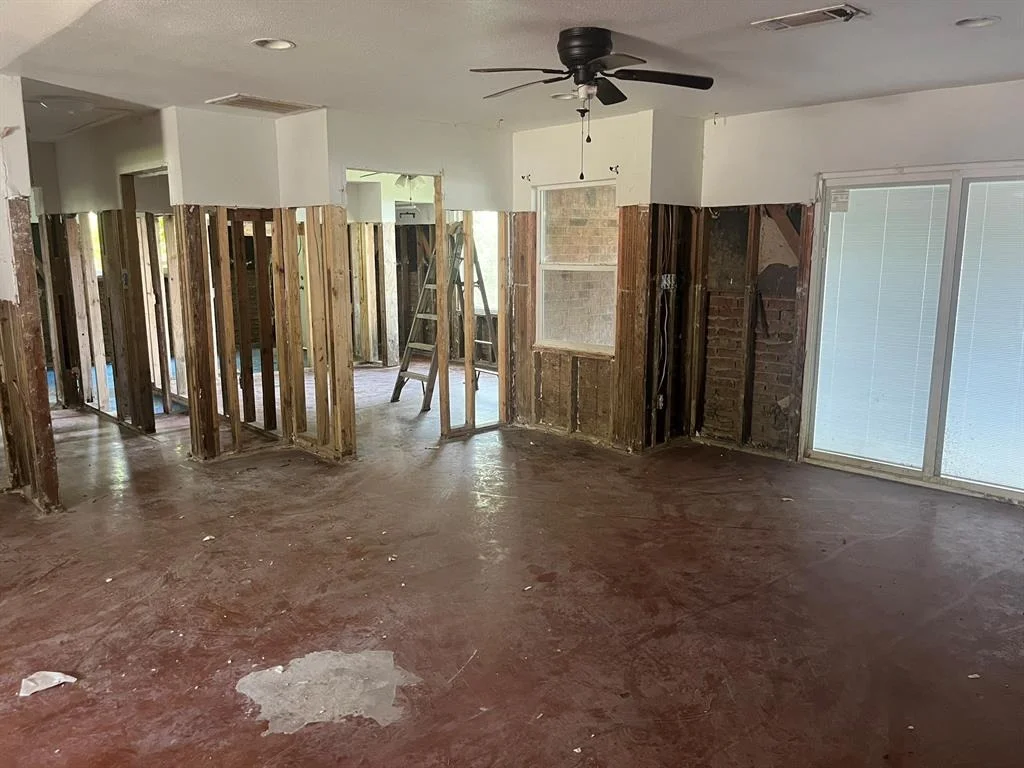Photo of 218 Collins