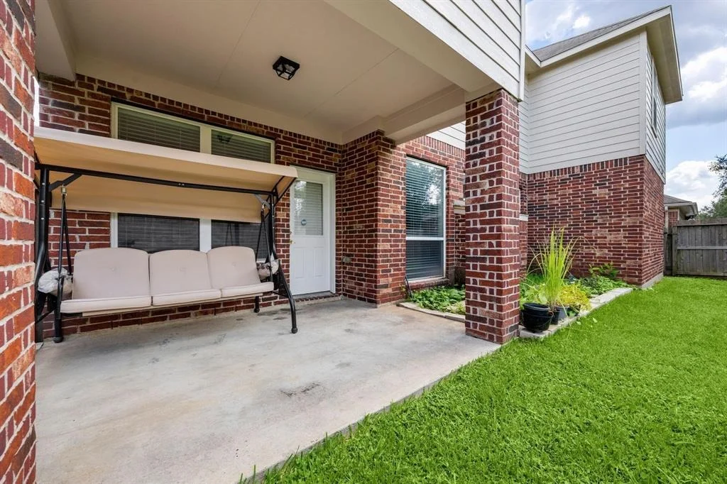 Photo of 2935 Red Oak Leaf Trl