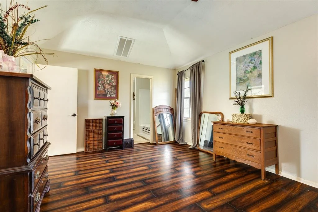 Photo of 146 Lakewood Drive