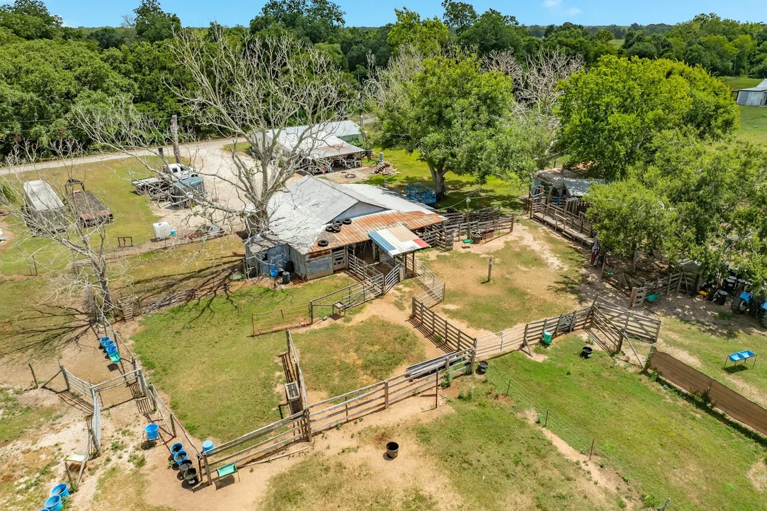 Photo of 438 County Road 164