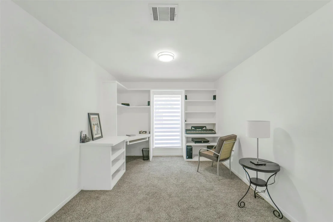 Photo of 1823 Cherry Bend Drive