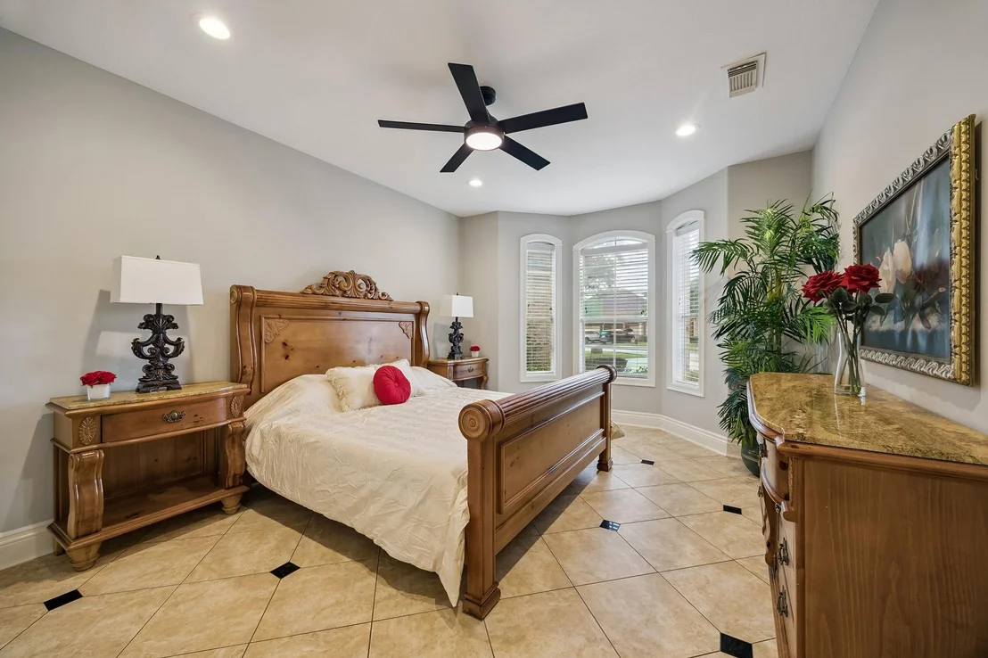Photo of 5126 Beacon Point