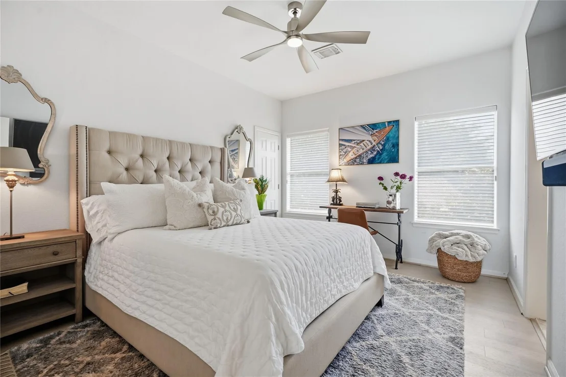 Photo of 320 Harborside Circle