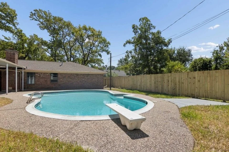 Photo of 123 Lone Oak Drive