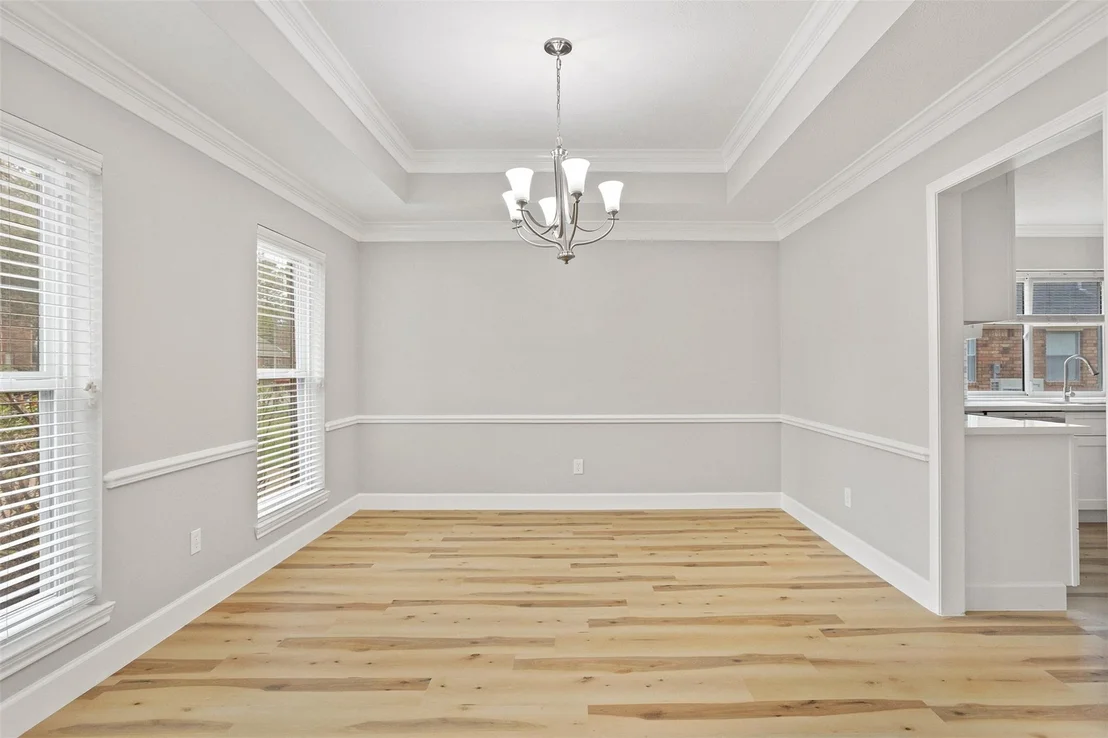 Photo of 2022 Hillside Oak Lane