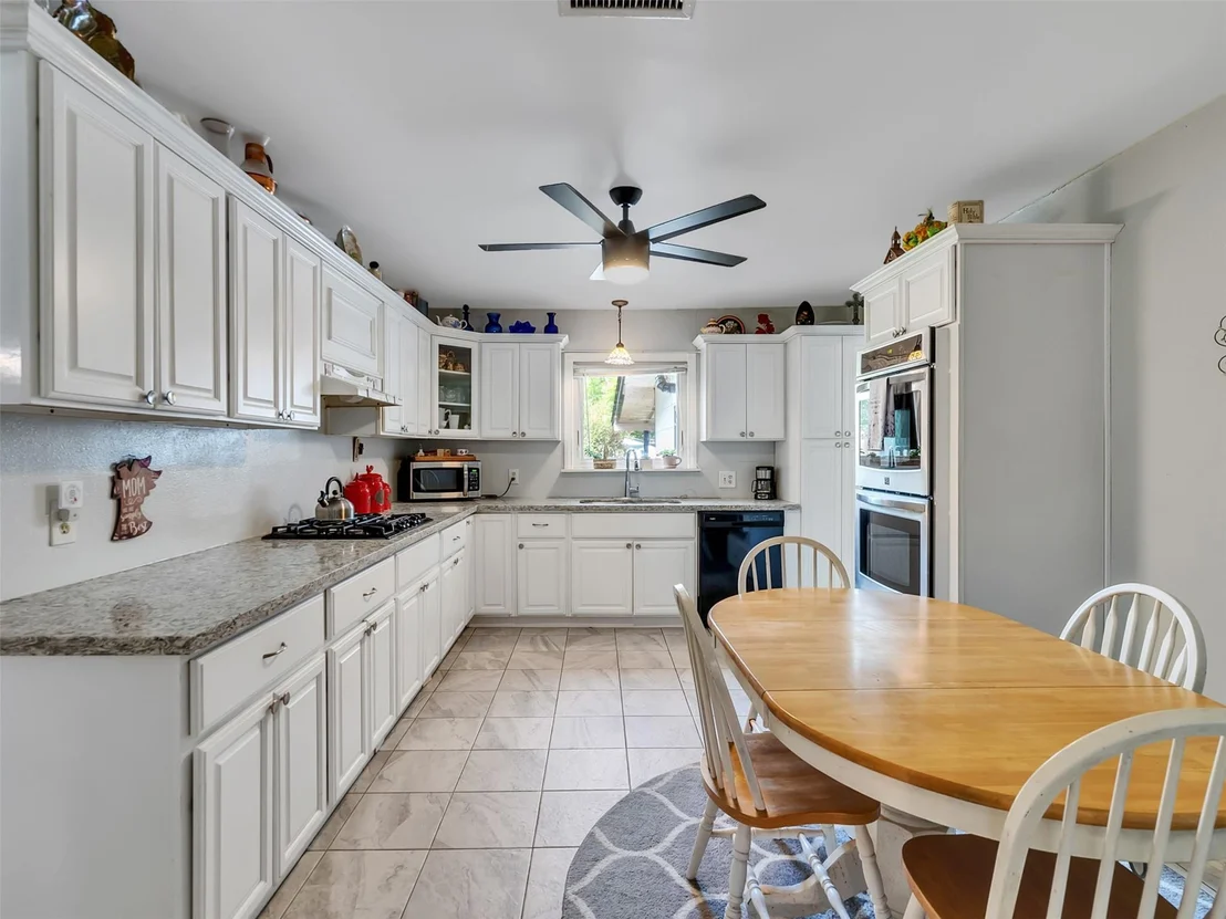Photo of 905 Bartlett Road