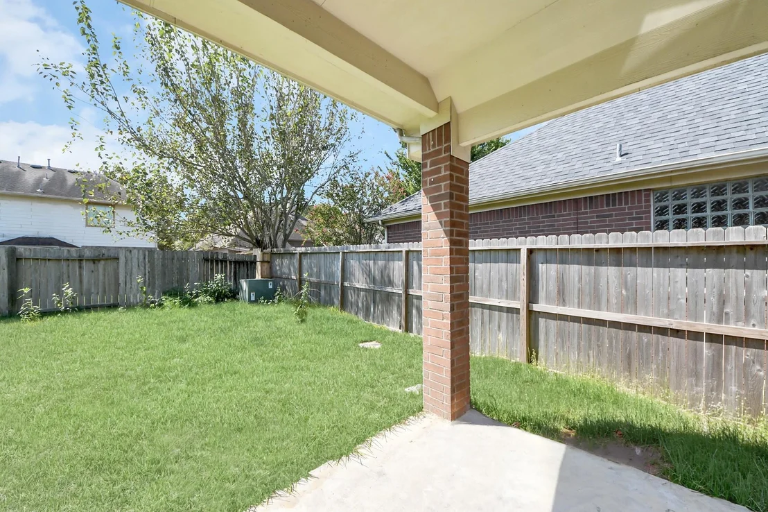 Photo of 19639 Azalea Brook Way