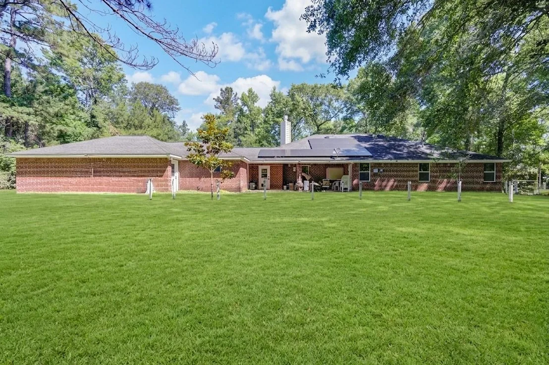 Photo of 391 Skipper Lane