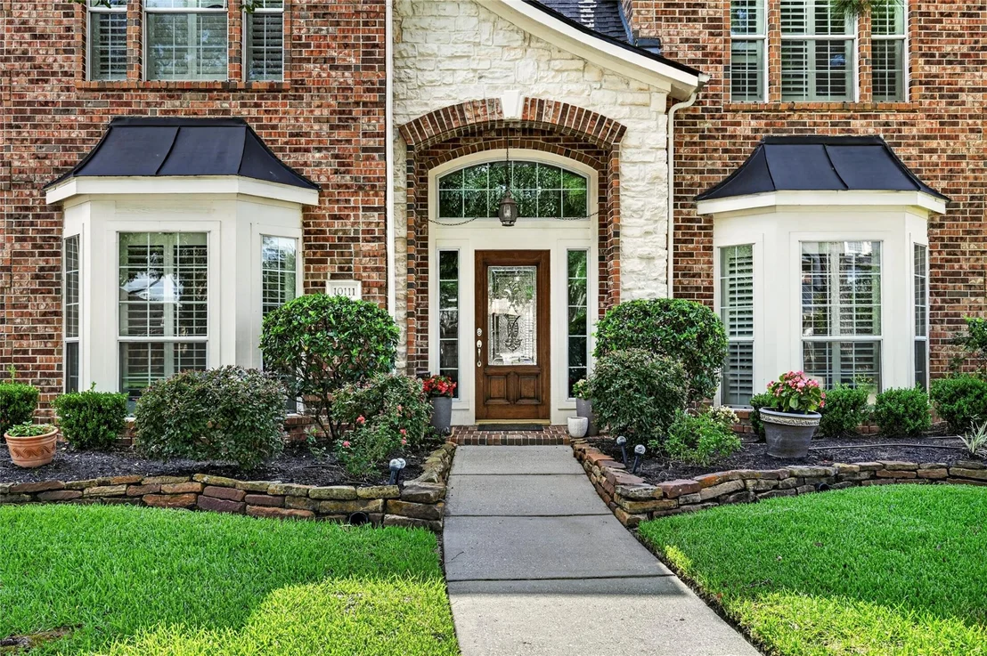 Photo of 10111 Earlington Manor Drive