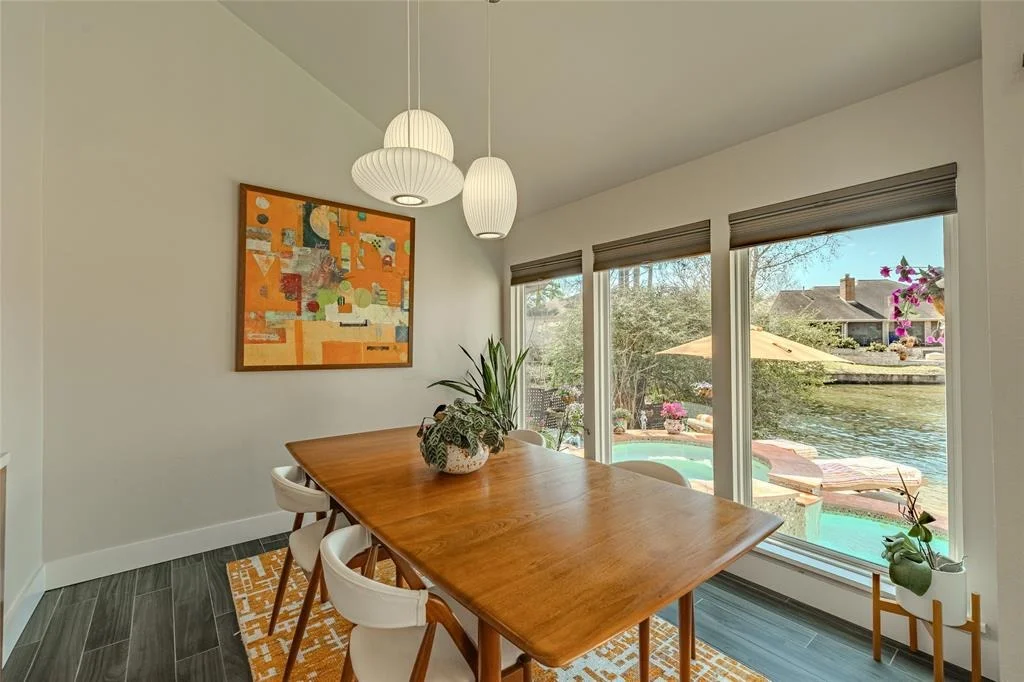 Photo of 7291 Edgewater Drive