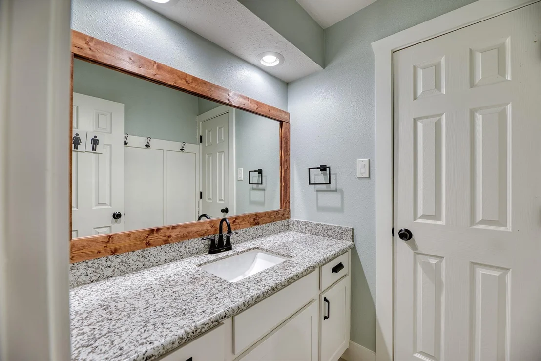 Photo of 4650 Hickory Downs Drive