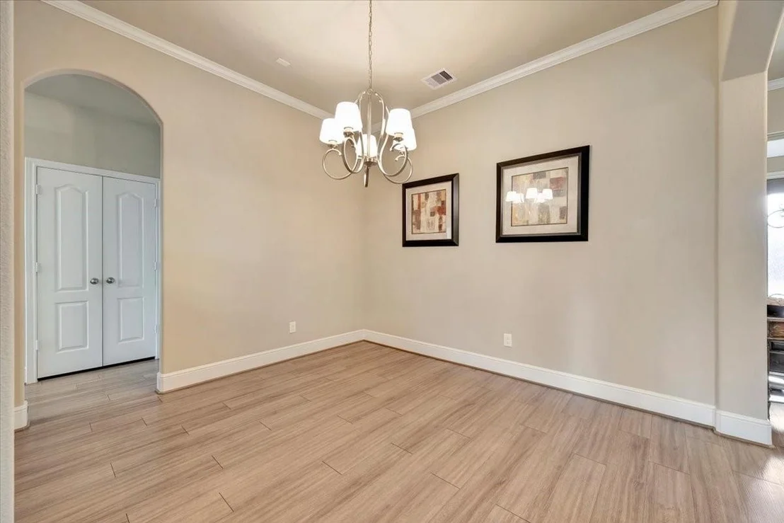 Photo of 640 Pertonila Lane