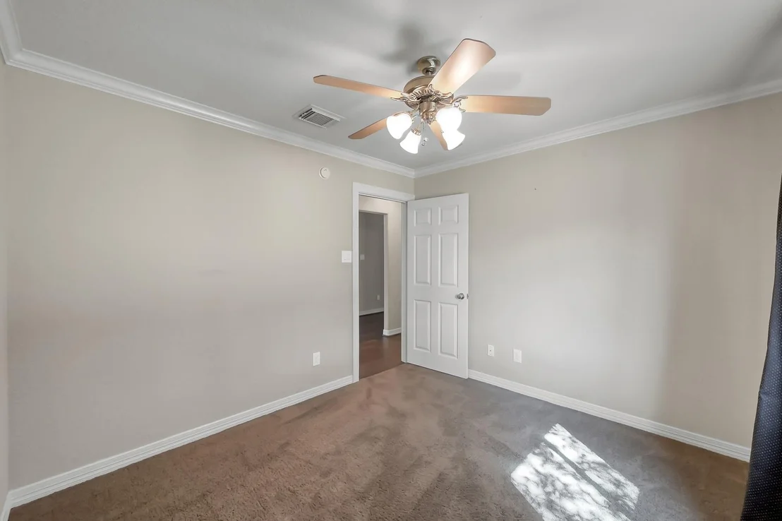 Photo of 25536 Richards Road