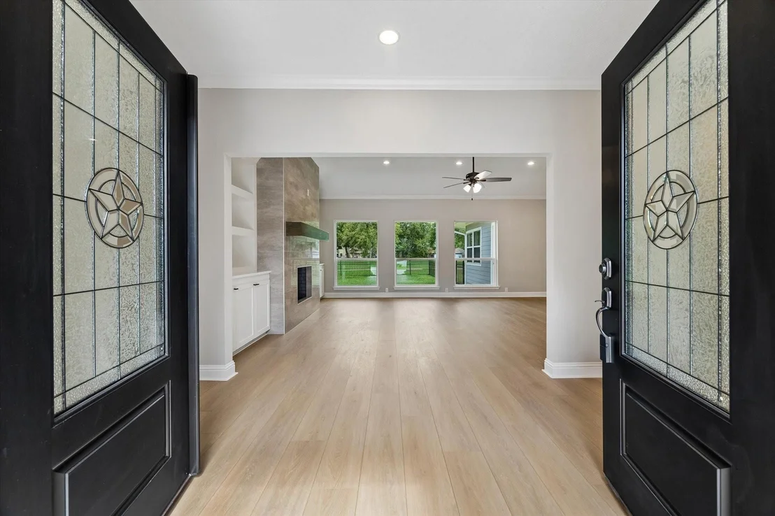 Photo of 20435 Perryoak Drive