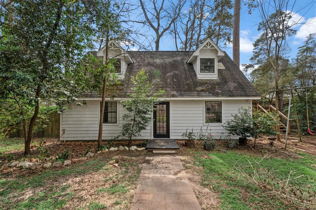 Photo of 2322 Shadow Glen