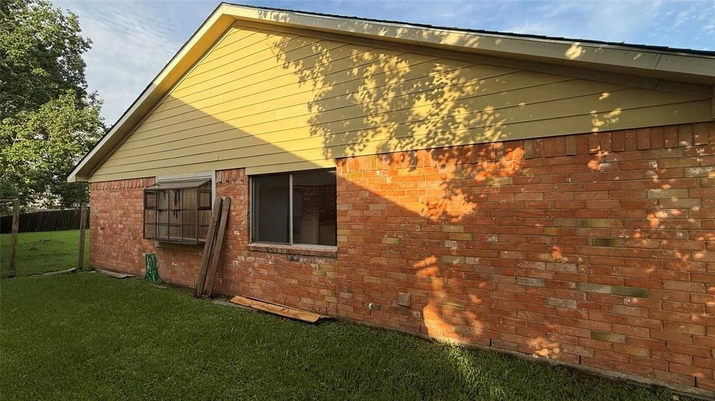 Photo of 1830 Lansdowne Drive