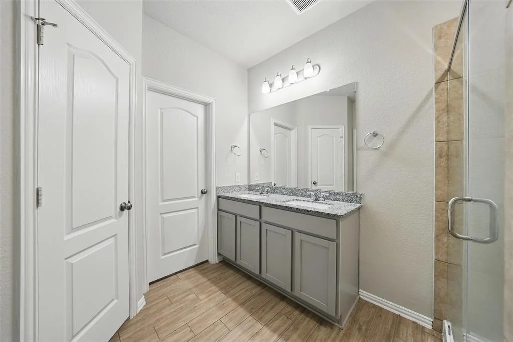 Photo of 31322 Conover Drive