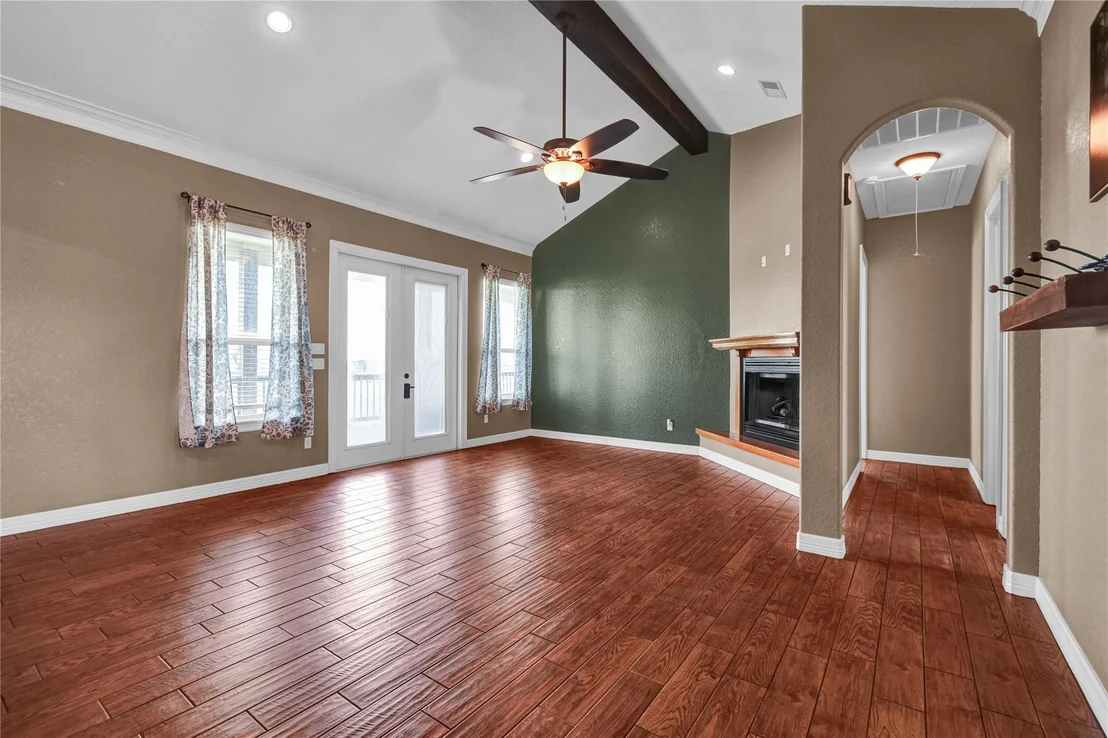 Photo of 220 Kings Drive