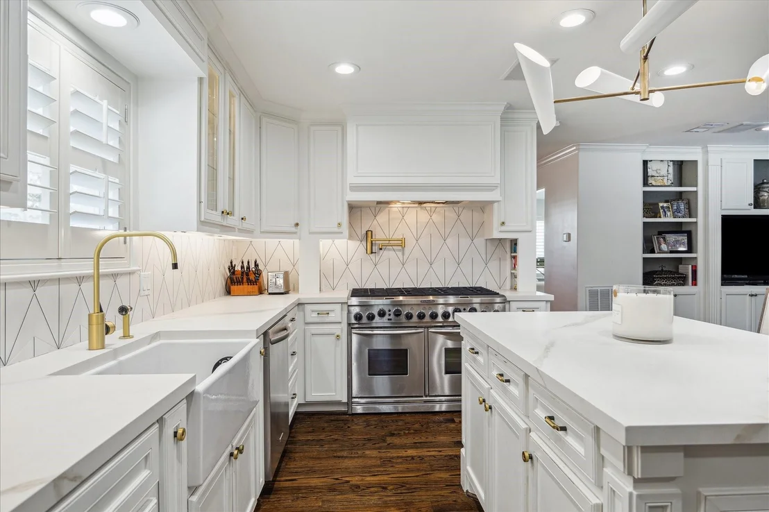 Photo of 6151 Doliver Drive