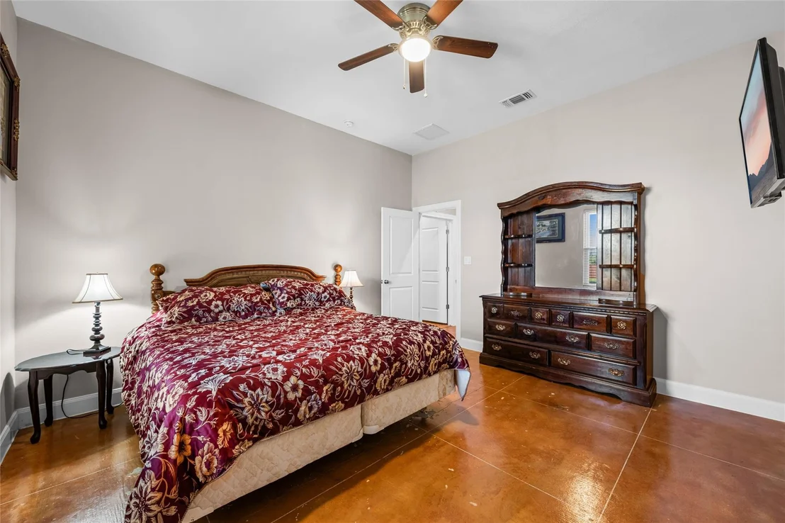 Photo of 5712 Mentor Drive
