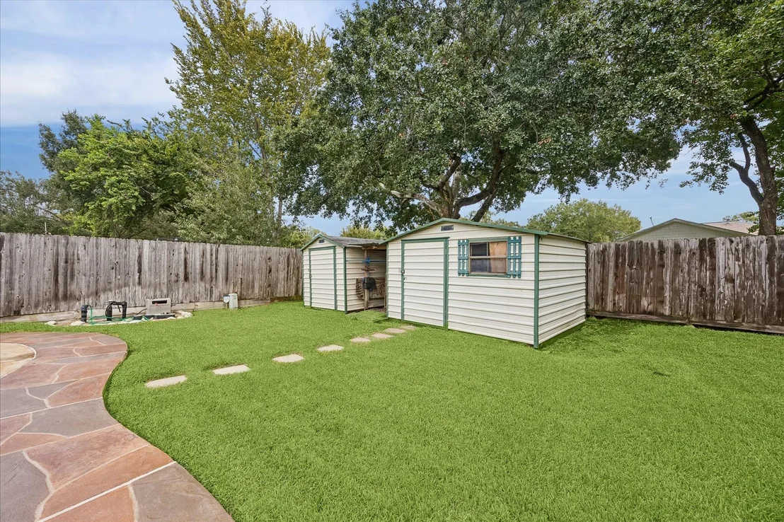Photo of 13626 Greenridge Drive