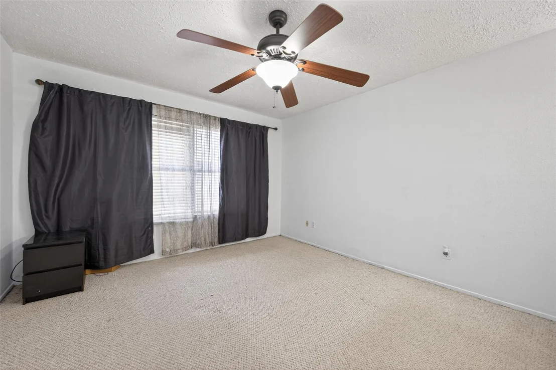 Photo of 4726 Whispering Rock Lane
