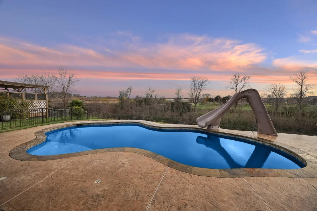 Photo of 144 Waterstone Drive