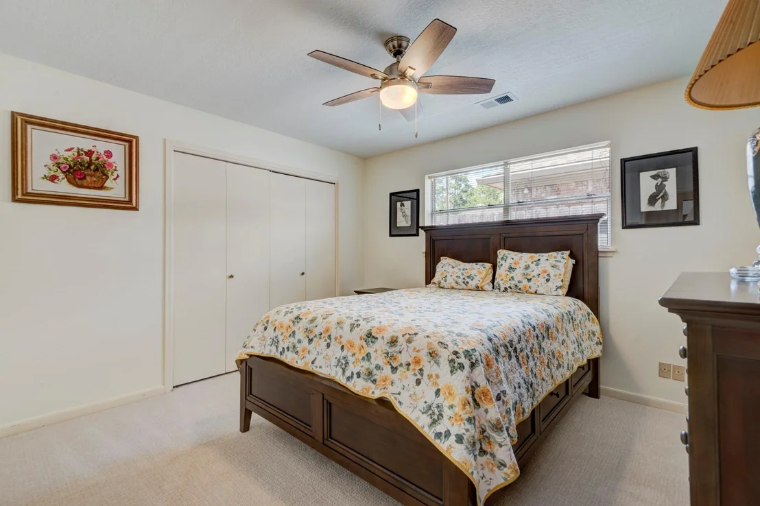 Photo of 17707 Woodlode Lane