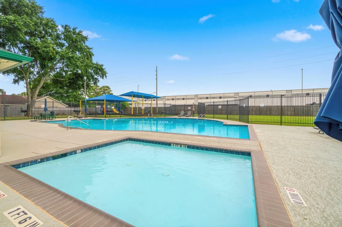 Photo of 16303 Deer Lick Drive