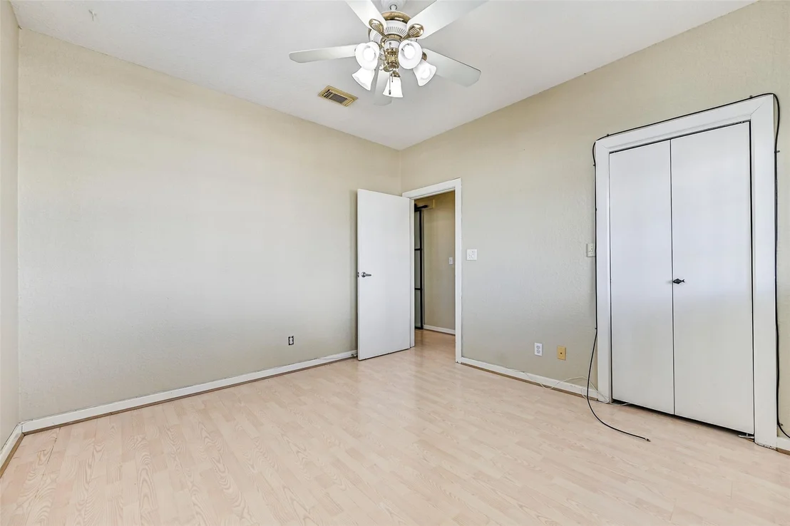 Photo of 40 Harbor Circle