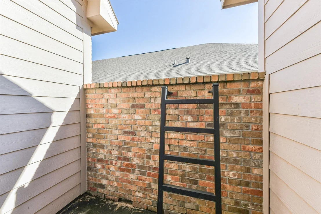Photo of 10211 Eagle Hollow Drive