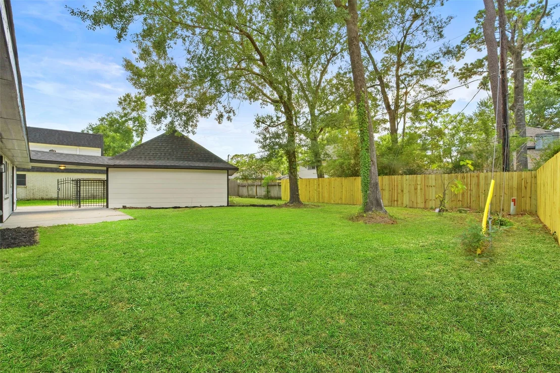 Photo of 3834 Gladeridge Drive