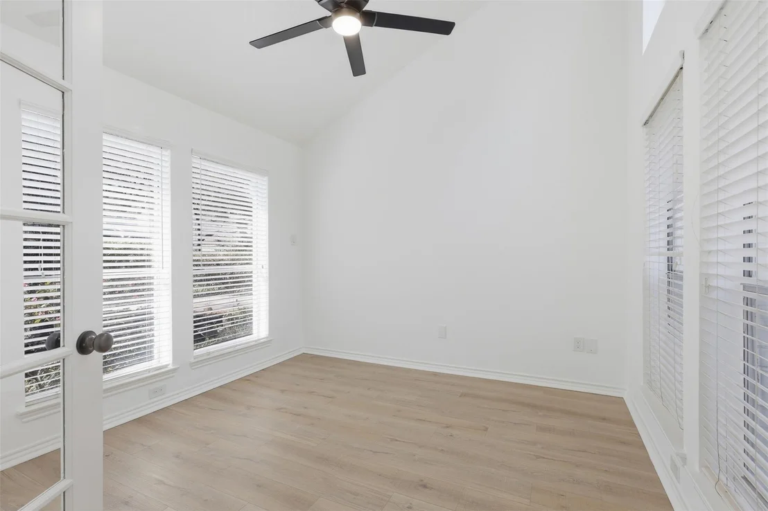 Photo of 12 Rosedale Brook Court