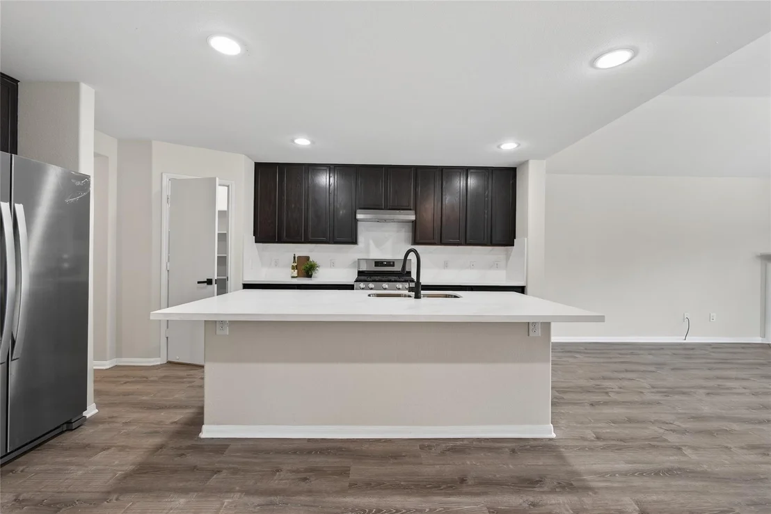 Photo of 2306 Garden Square Path