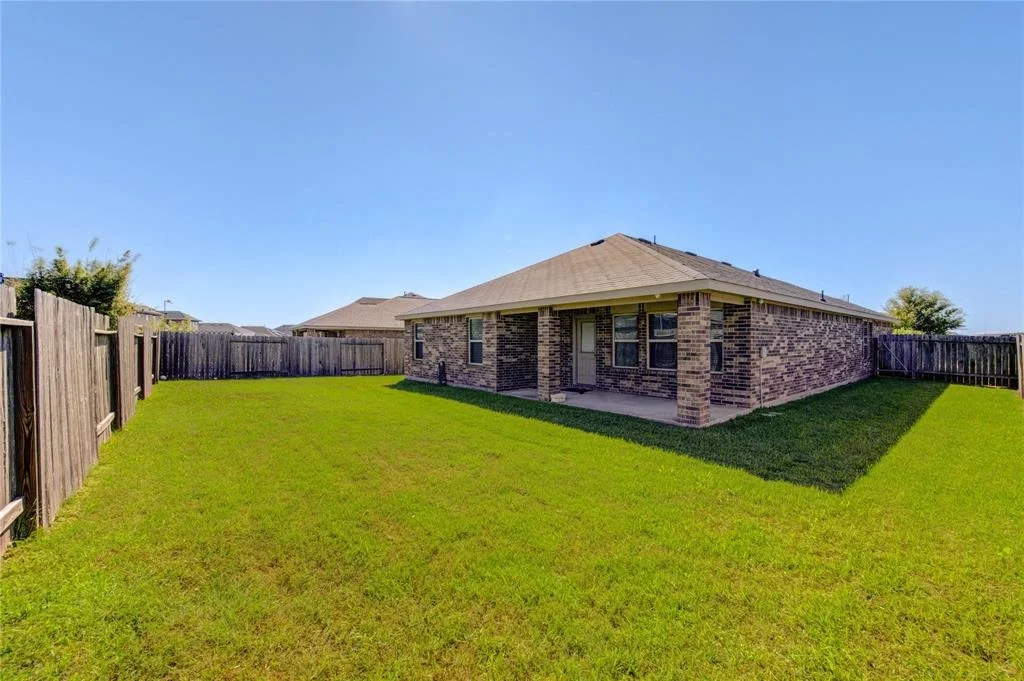 Photo of 9011 Hemlock Drive