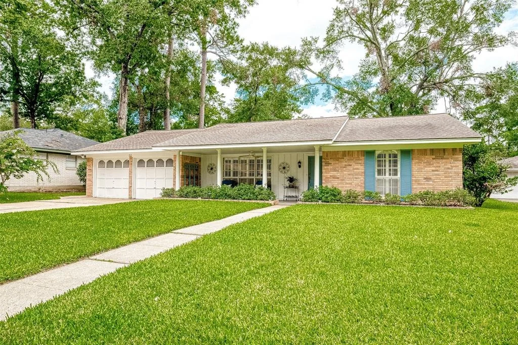 Photo of 312 Wildwood Lane
