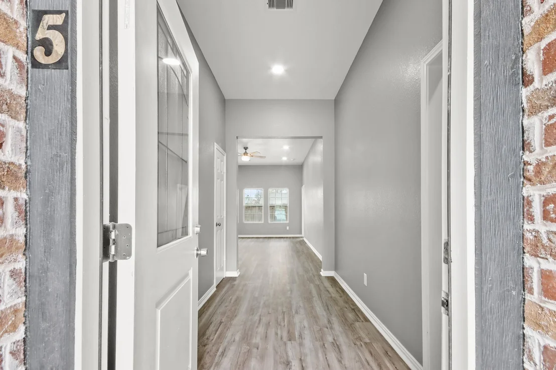 Photo of 535 Corydon Drive