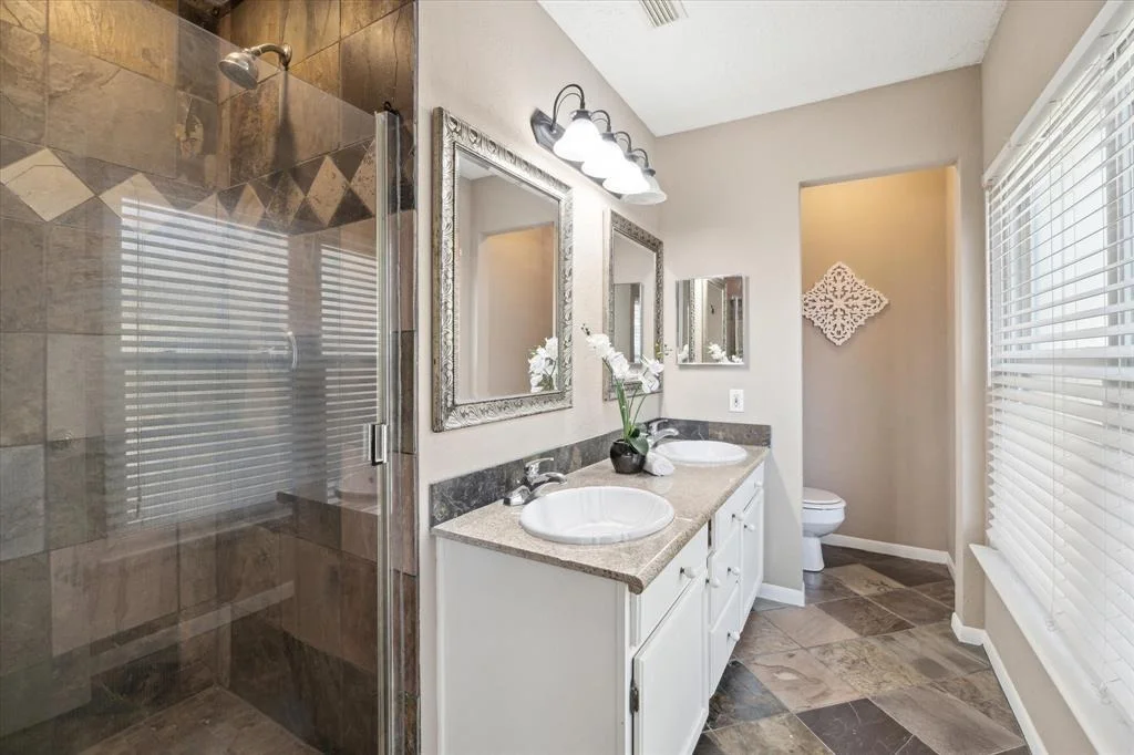 Photo of 39 Rockridge Drive