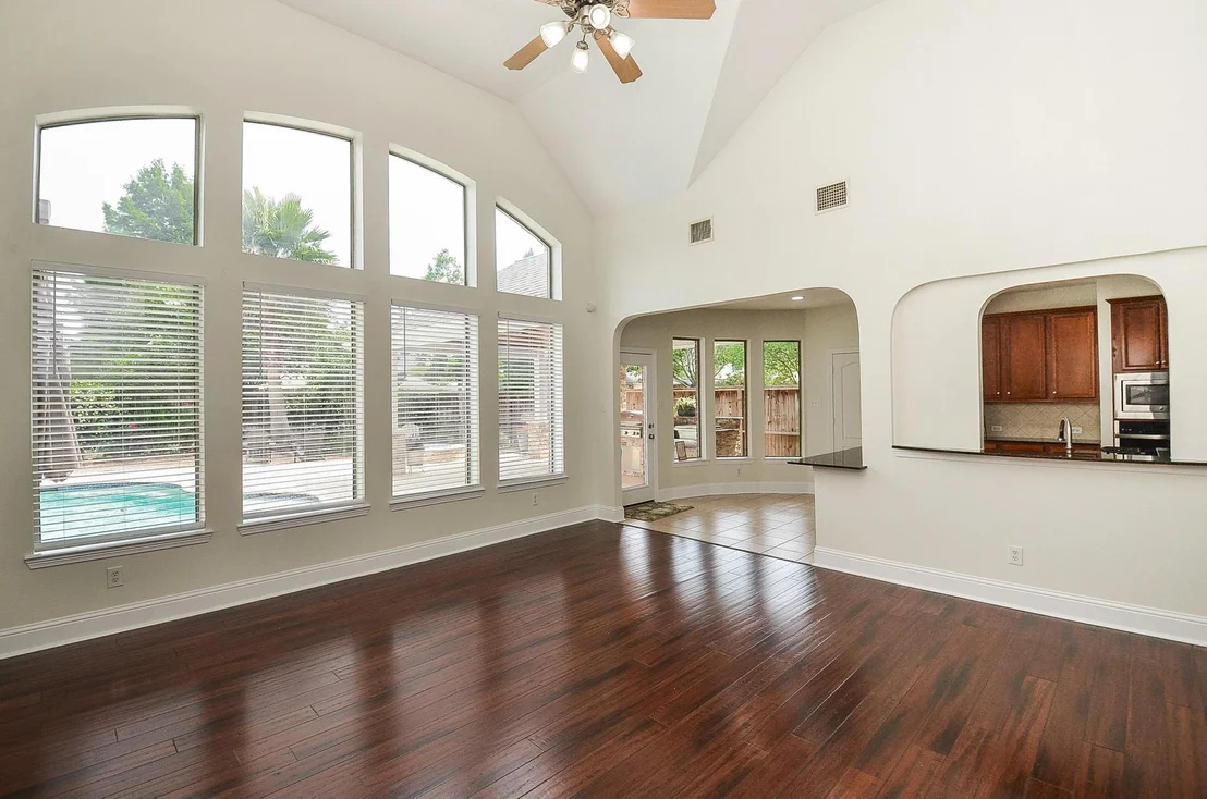 Photo of 2735 Driftwood Drive