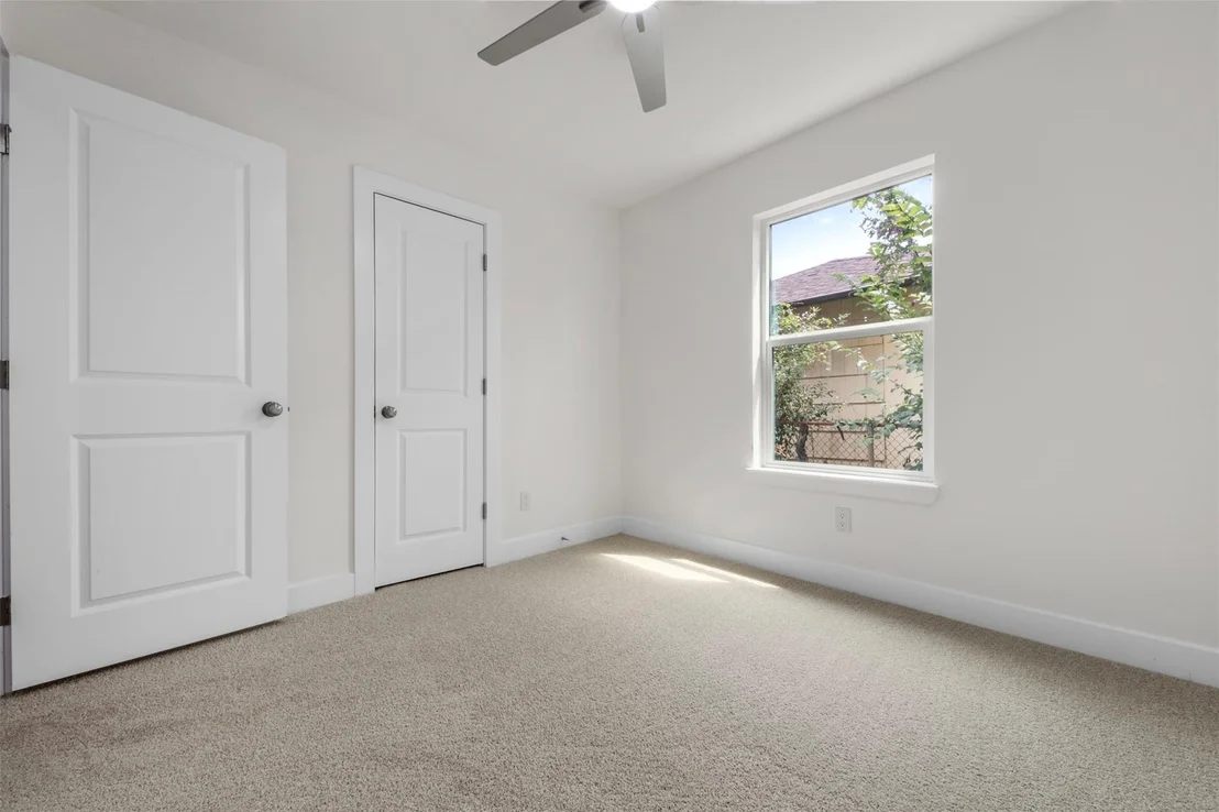 Photo of 1106 W Thomas Avenue