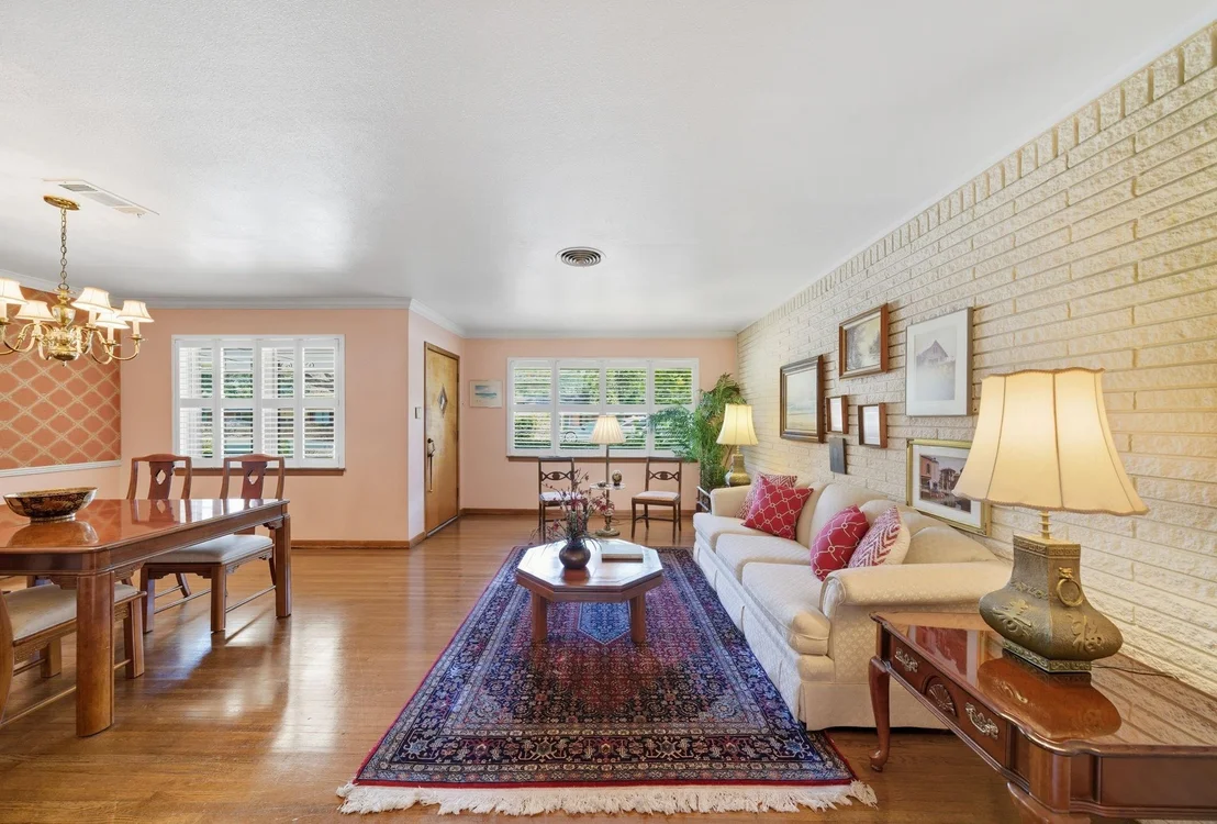 Photo of 8923 Theysen Drive