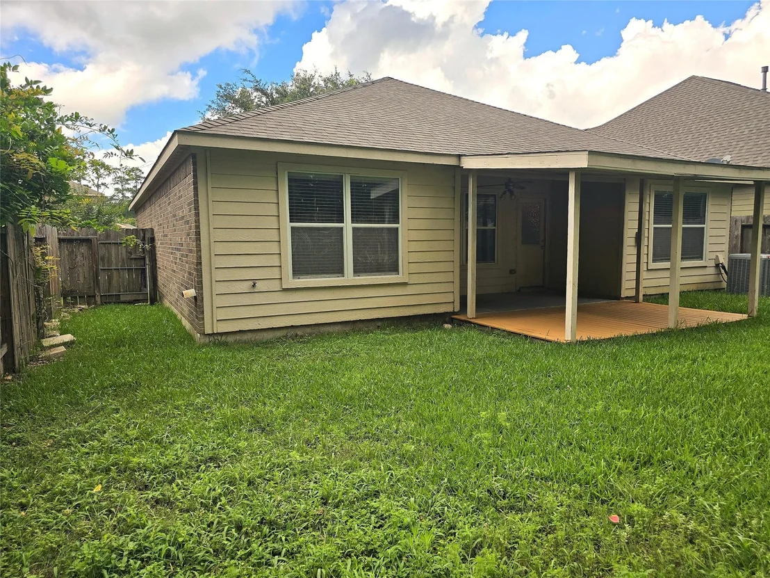 Photo of 10320 Stone Gate Drive